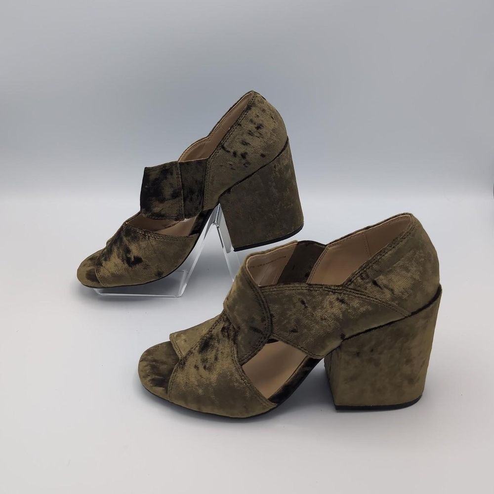 Cabi Crushed Velvet Block Heel Shoes